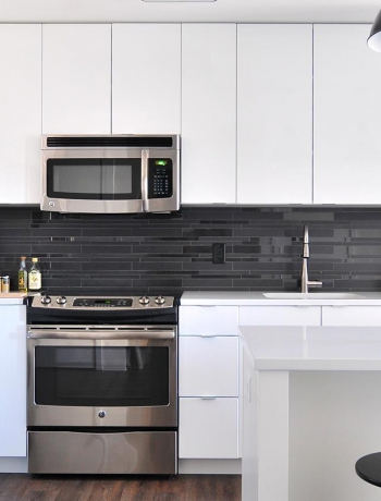 Как мужчина получил некачественную кухню и еще чуть не остался должен